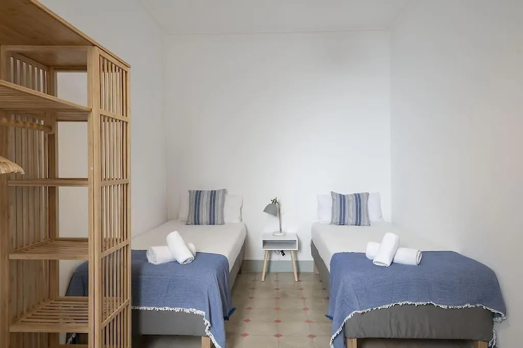 Canela Homes Barcelona Fontana 0*,  スペイン