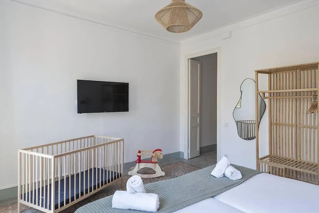 Canela Homes Barcelona Fontana 0*,  スペイン