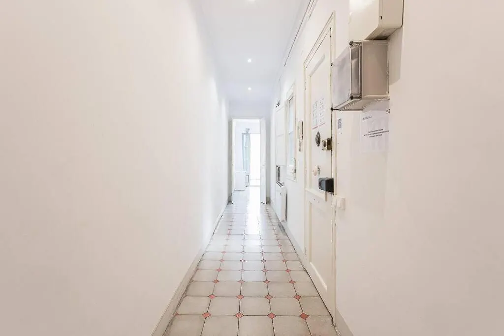 Canela Homes Barcelona Fontana 0*,