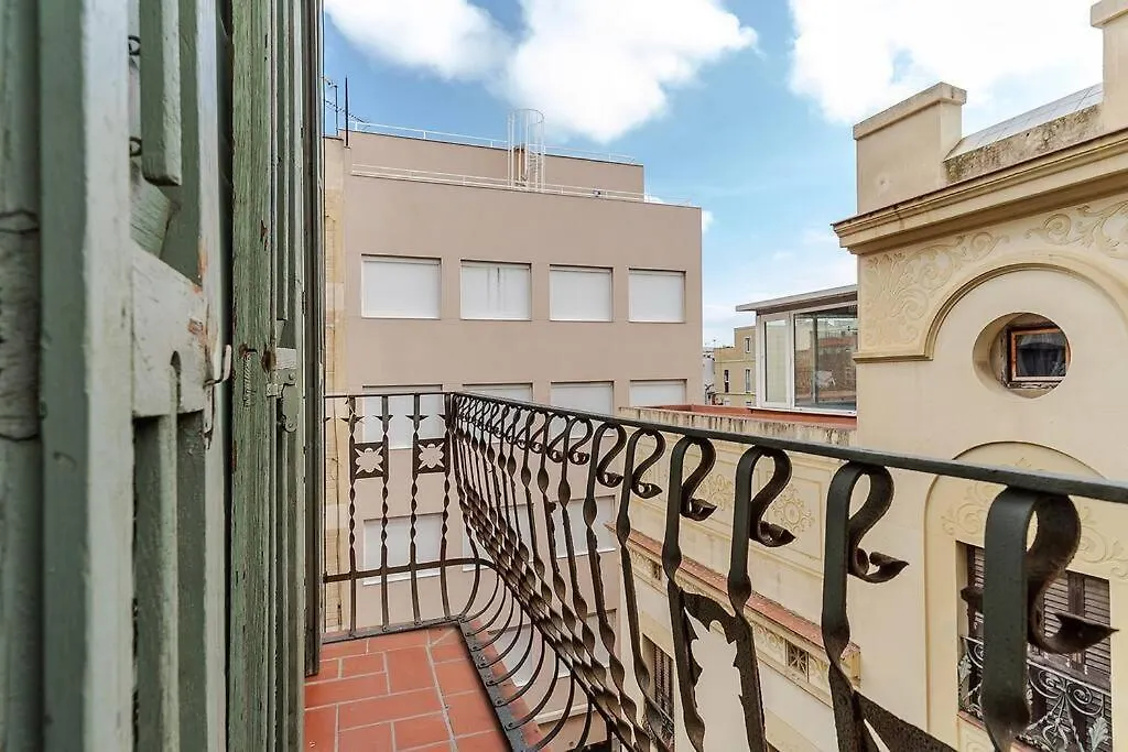 Canela Homes Barcelona Fontana アパート