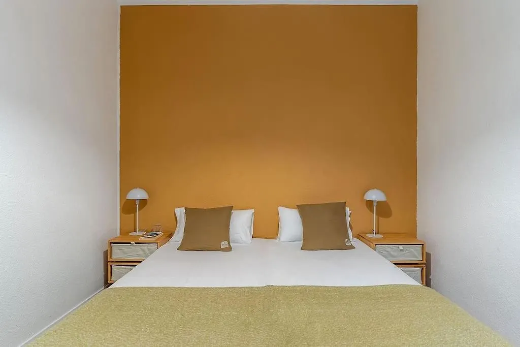 アパート Canela Homes Barcelona Fontana スペイン