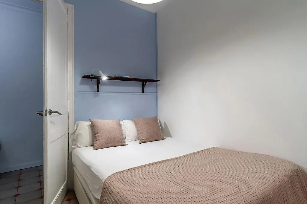 Canela Homes Barcelona Fontana スペイン