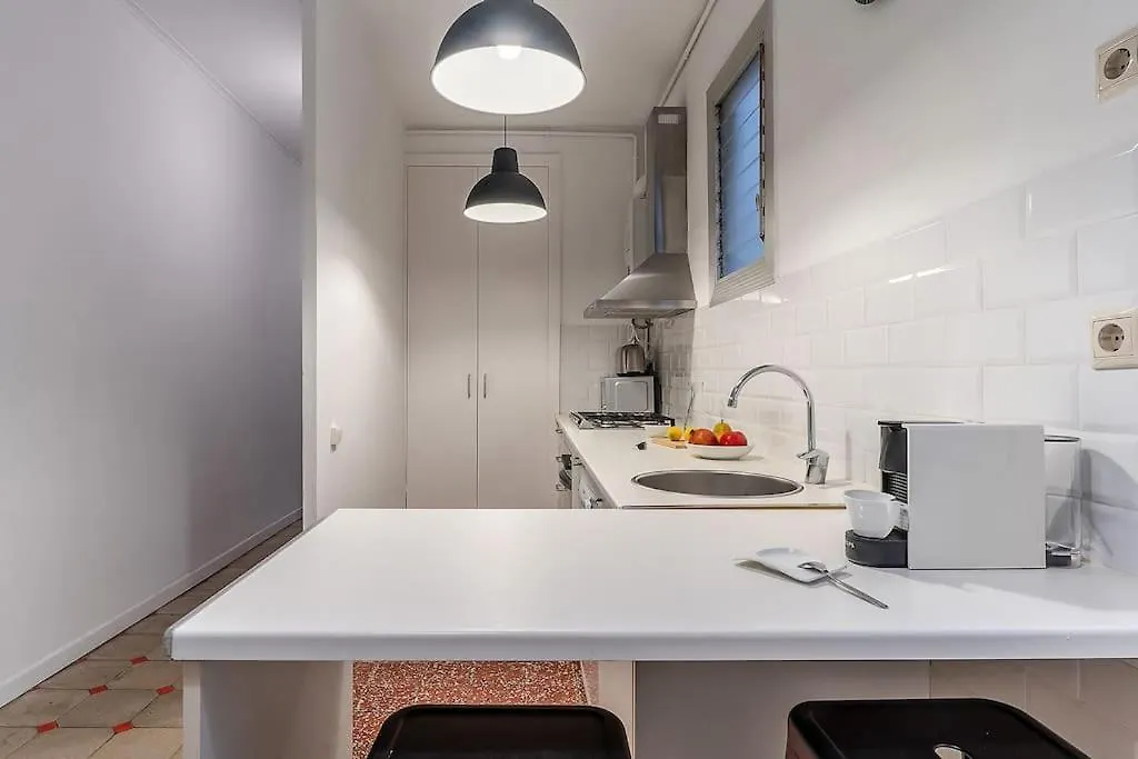 Canela Homes Barcelona Fontana アパート